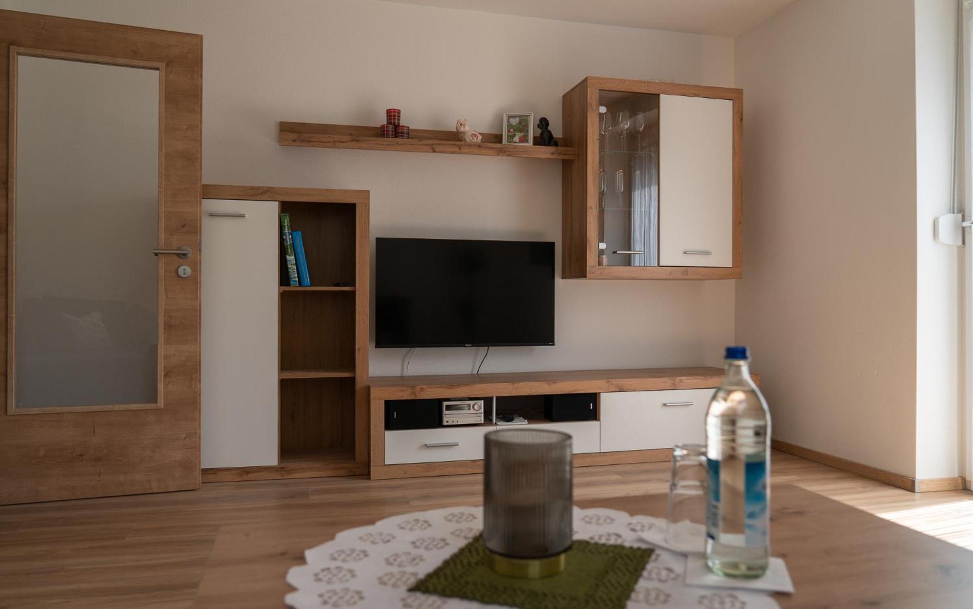 Ferienwohnung Mit Salzachblick Laufen Buitenkant foto